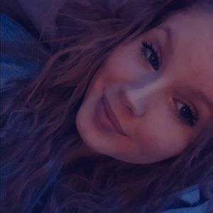 Meet your Posher, Daylee